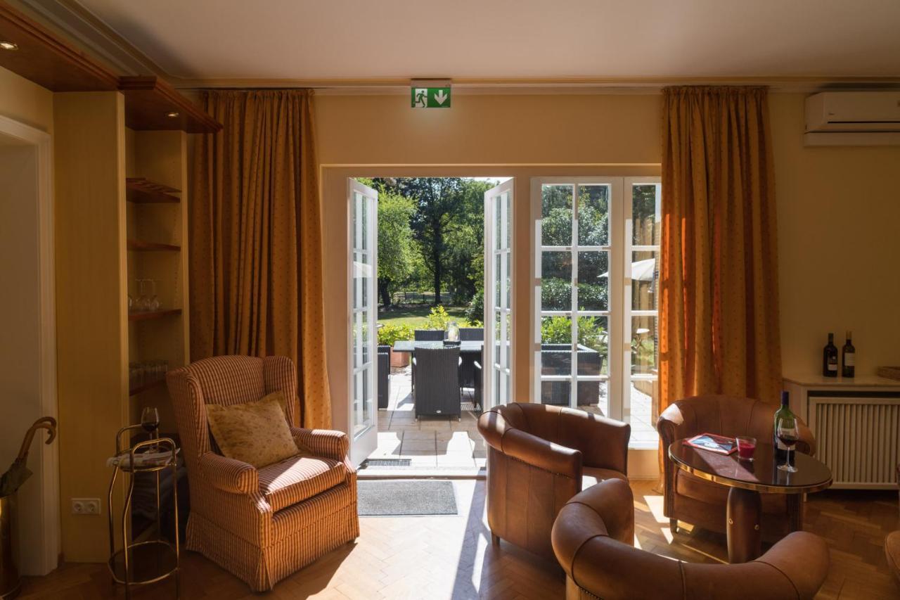 Hotel Villa Im Park Düsseldorf Extérieur photo