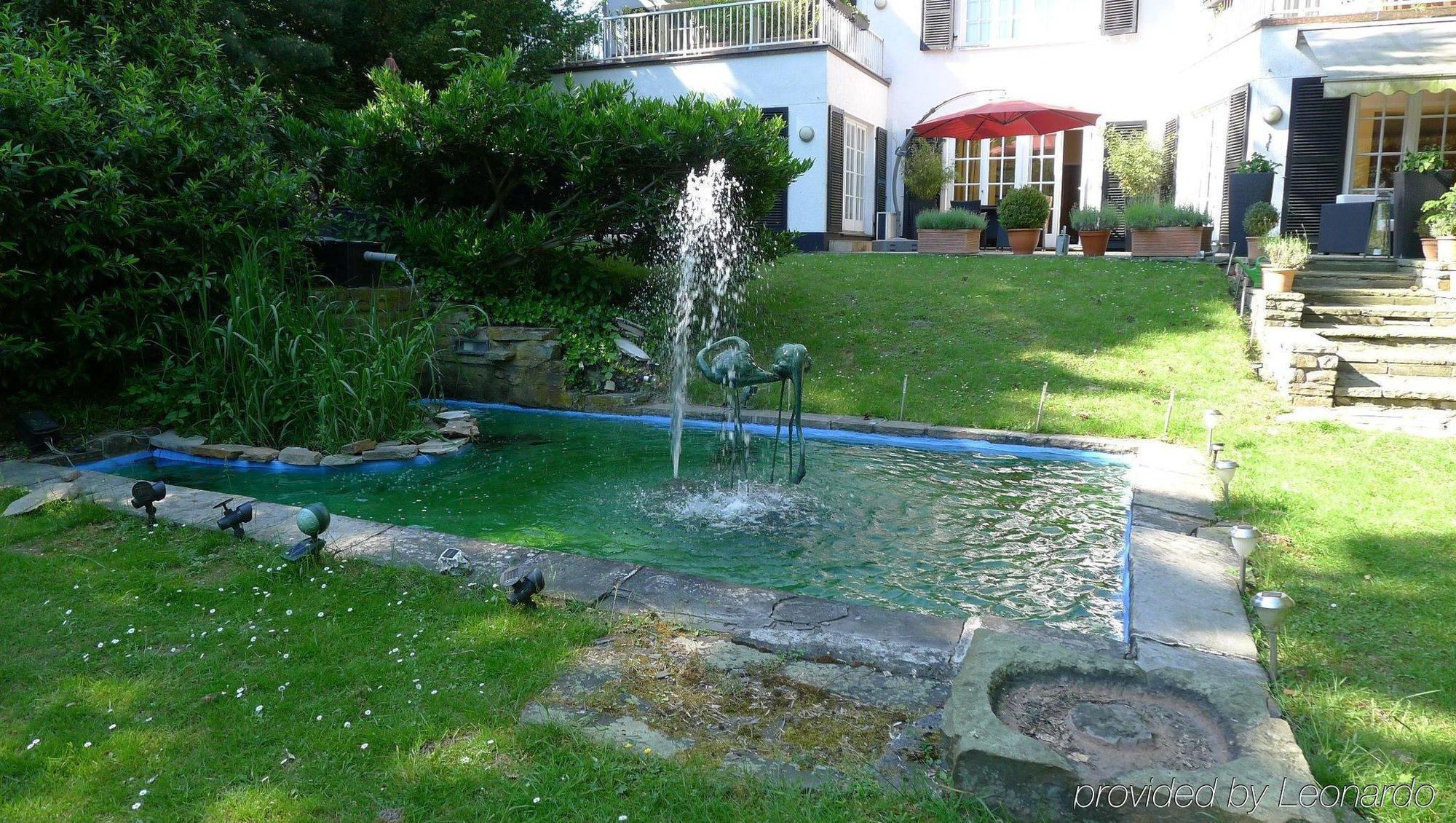 Hotel Villa Im Park Düsseldorf Extérieur photo